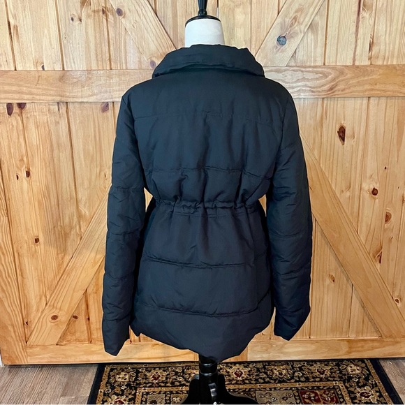 Old Navy Black Puffer Jacket with High Collar and Mid-Length Design - Picture 9 of 11